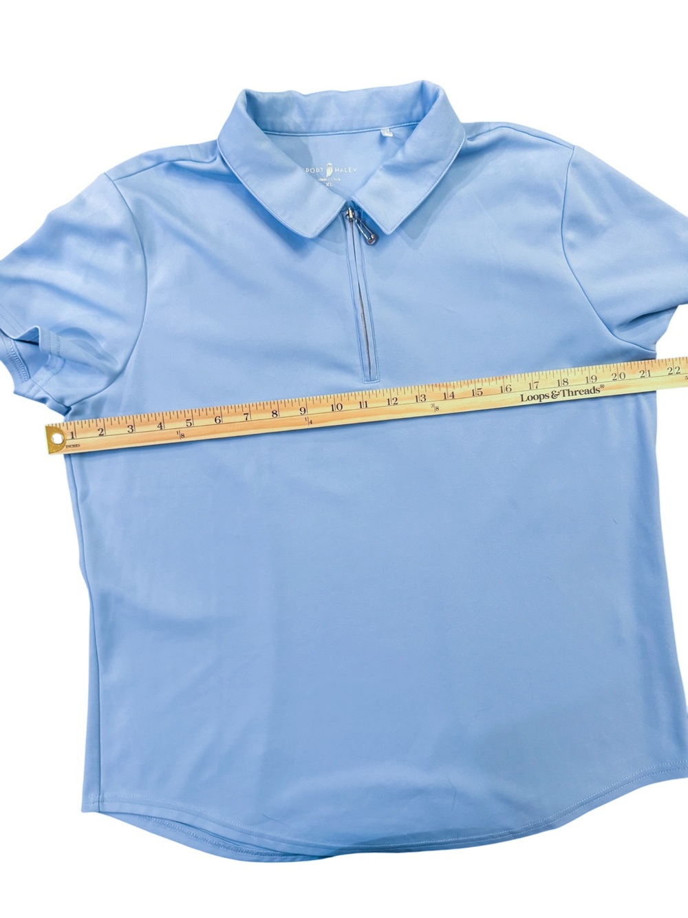 Women’s Sport Haley Courte Short Sleeve Golf Polo 

Color: Atlantic

🚭   🚫 Pets - Picture 6 of 8